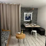 Le Petit Montagnard - Cosy A L'alpe D'huez Lägenhet *